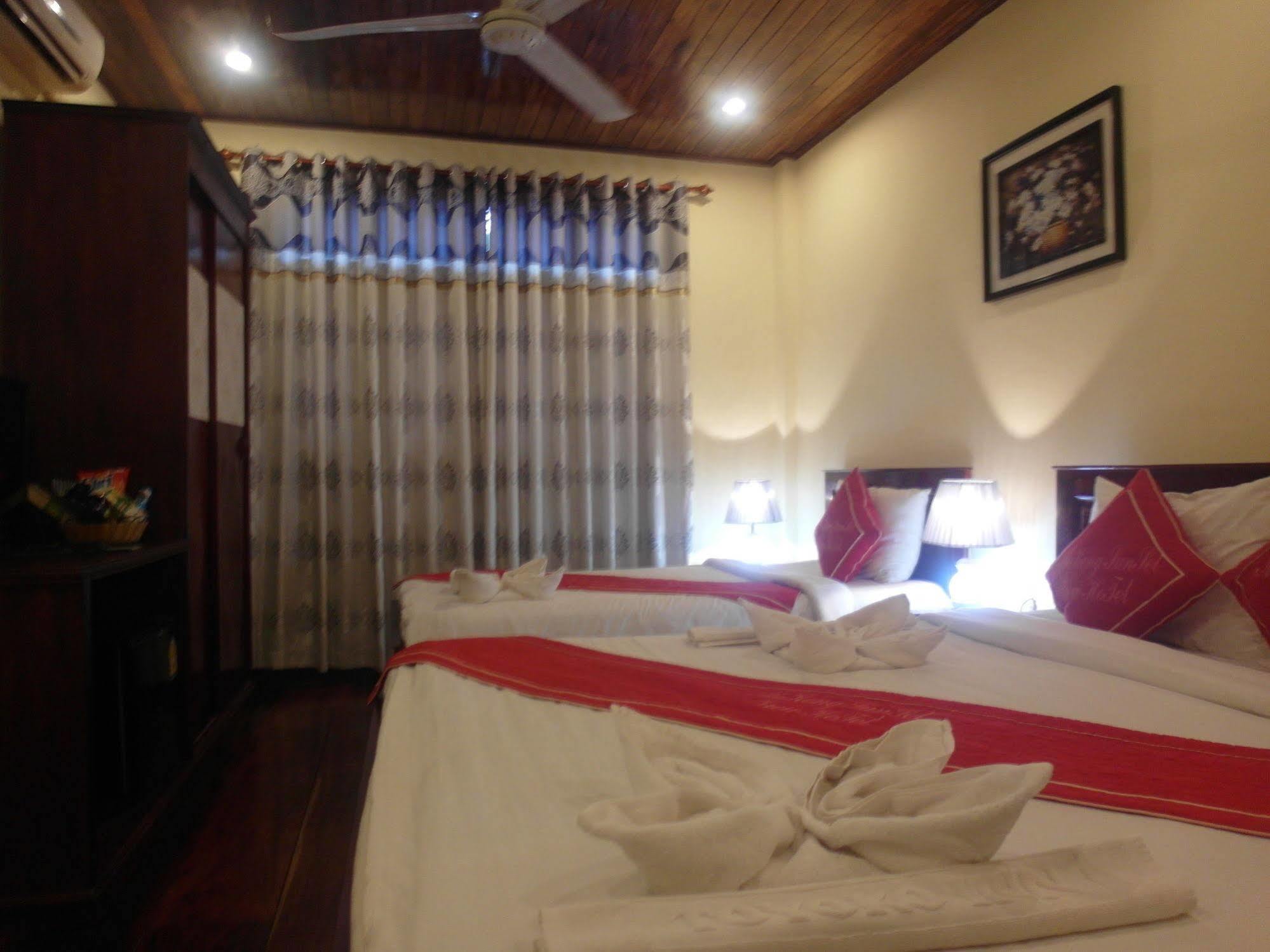 Mekong Sunset View Hotel Luang Prabang Exterior photo