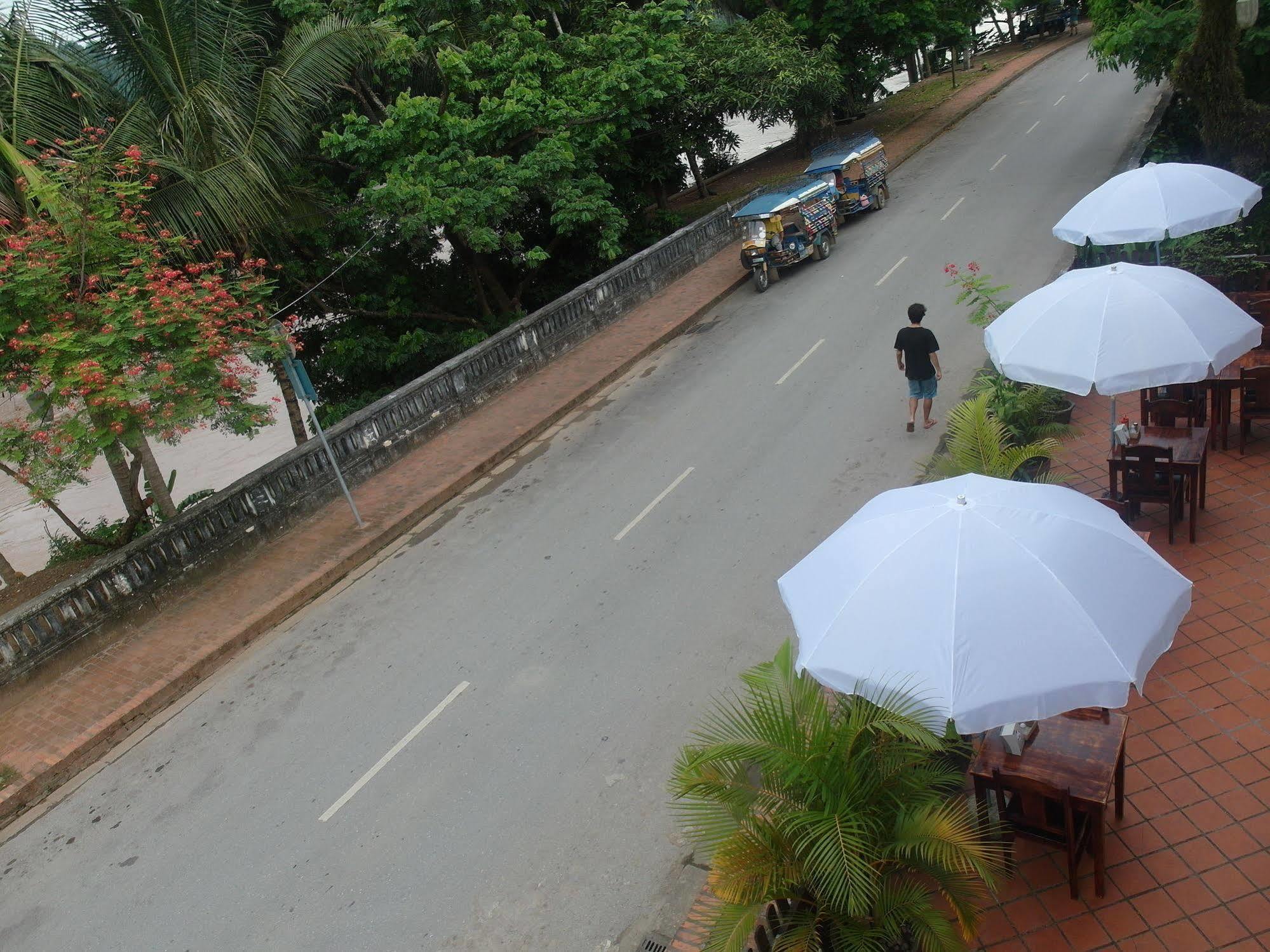 Mekong Sunset View Hotel Luang Prabang Exterior photo