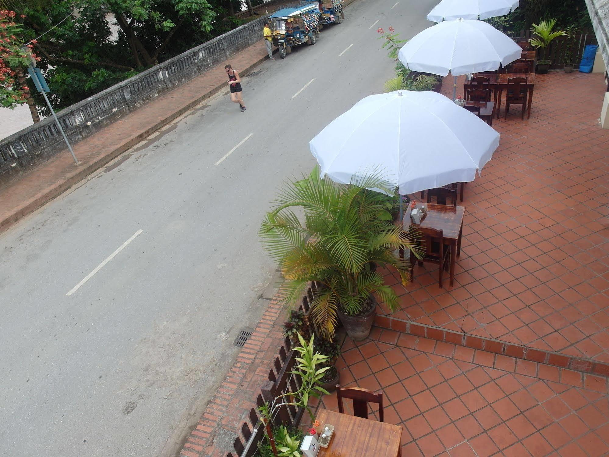 Mekong Sunset View Hotel Luang Prabang Exterior photo